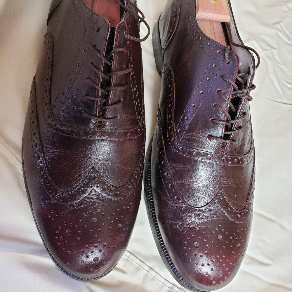 Bass Mahogany Wing Tip Oxfords 11.5 W